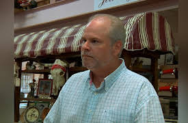 Cajun Pawn Stars Volume 1: Donkeys and Dollars