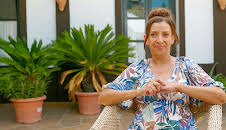 Bargain-Loving Brits in the Sun (S9 E13)