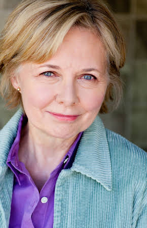 Aubrey Manning as 