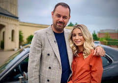 Celebrity Antiques Road Trip