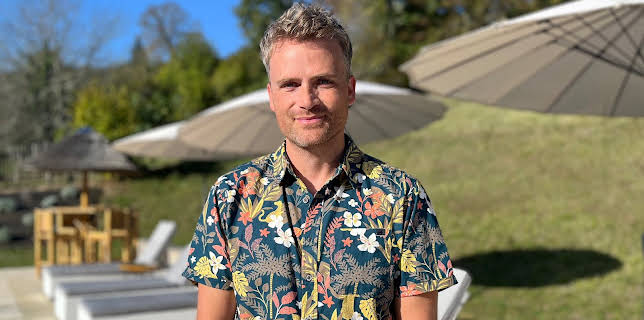 6:00 PM: A Place in the Sun | 4 Seven | 11/2 2025