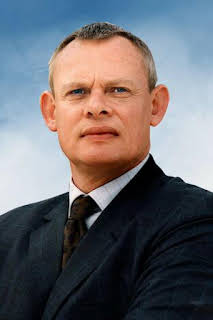 18:45: Doc Martin (T5): Ep.4 Mamá sabe | À Punt | 7/13 2026