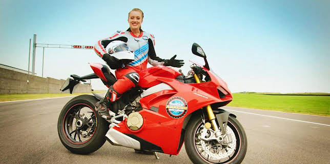 3:00 PM: Grace's Amazing Machines (S1) | Cbeebies | 1/30 2026