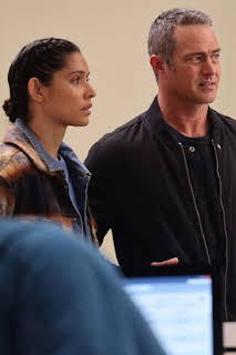 19:03: Chicago Fire (T13): Ep.20 Abrirme en canal | AXN | 9/9 2026