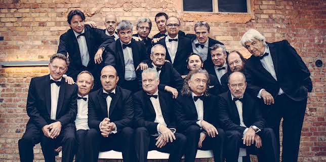 03:50: The Swinging Christmas Show | 3SAT | 12/23 2025