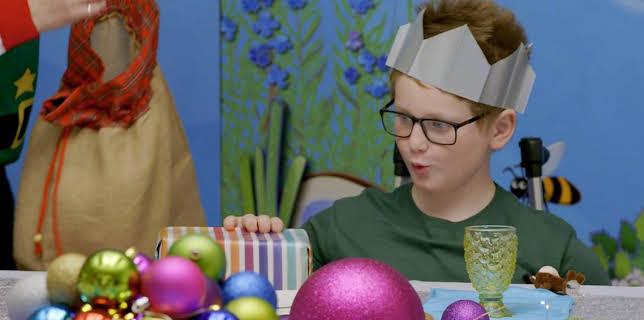 12:00 PM: My World Kitchen (S4) | Cbeebies | 11/30 2025