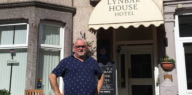 3:40 PM: Four in a Bed | More 4 | 3/4 2026