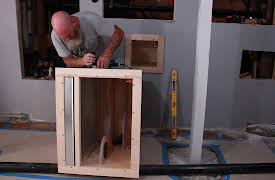 Animal Cribs: Ultimate Manimal Cave