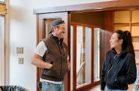 Fixer Upper: The Lakehouse, Season 1: Installing Showstoppers