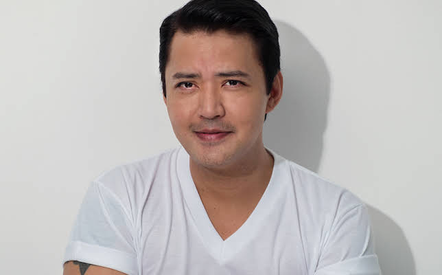 Mark Anthony Fernandez