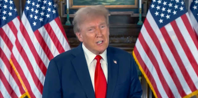 03:40: Mit offenen Augen | Arte | 2/25 2026