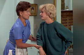 The Brady Bunch Season 1: The Grass Is Always Greener