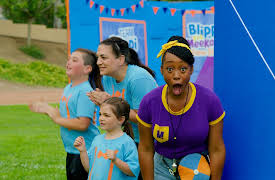 Blippi & Meekah's Gameshow: Dad Gets Soaked!