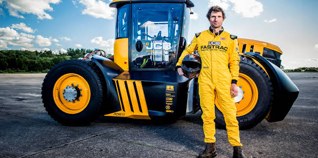 1:30 PM: Guy Martin: World's Fastest Tractor (S1 E1) (S1) | Dave | 12/20 2025