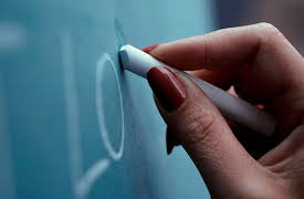 Big History: The Big Bang, Life on Earth, and the Rise of Humanity: Threshold 6—What Makes Humans Different?