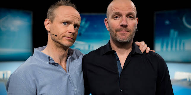 01:00: Brille (S4 E2) (S4) | TVNorge | 12/11 2025