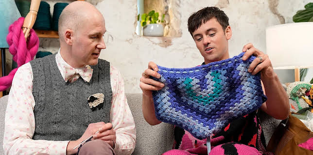 00:45: Strikkemesterskapet: Feriemasker | NRK 2 | 3/19 2026