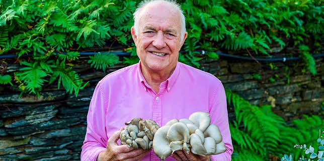 12:00 PM: Rick Stein's Cornwall (S3 E10) (S3) | BBC Two | 11/8 2025