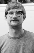 Daniel Gray Longino como Director