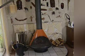 House Hunters: Classic, Season 1: Moving Closer to the Children