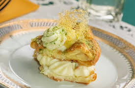 The Julia Child Challenge, Season 1: Mastering the Art of Julia Child