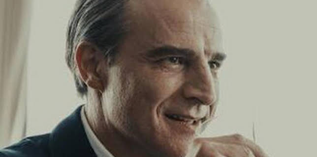 22:20: Cristóbal Balenciaga (T1): Ep.5 Vestir a una reina | ETB 2 | 12/11 2025