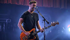 Later... with Jools Holland (S69 E2)