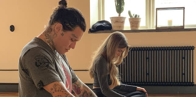 06:40: Älskar, älskar inte (S1 E13) (S1) | Kanal 5 | 1/21 2026