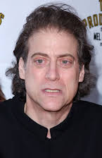 Richard Lewis como 