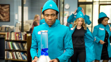 10:30: Community (S5 E4) (S5) | Viasat Series | 3/27 2026