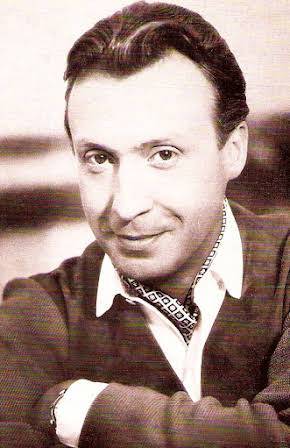 Peter Alexander as 