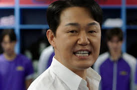 A Head Coach's Turnover: A Head Coach's Turnover Episode 1