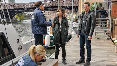 23:40: Chicago P.D. (S3 E9) (S3) | Viasat Series | 7/16 2026