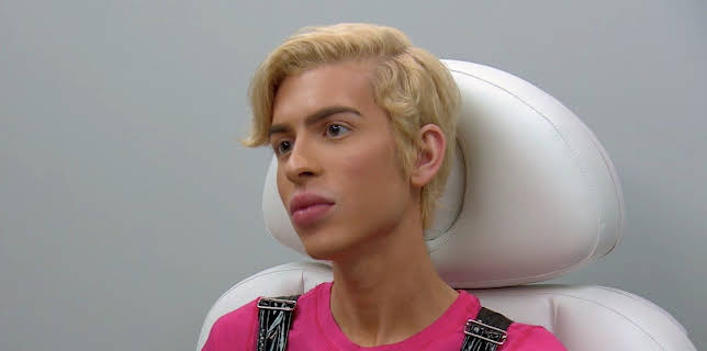 01:35: Verpfuscht - Ein Fall für die Beauty-Docs | Sixx | 2/7 2026