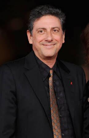 Sergio Castellitto as 