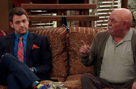 Anger Management Season 1: Charlie and Kent Battle over a Patient