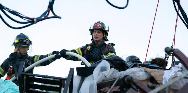 21:15: 9-1-1 Notruf L.A. | Sixx | 2/25 2026