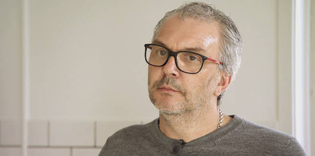 13:00: Lyxfällan (S26 E16) (S26) | TV3 | 3/5 2026