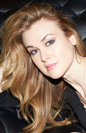 Deirdre Lorenz as Carly