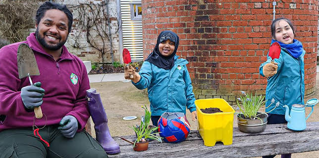 4:00 PM: Ranger Hamza's Eco Quest | Cbeebies | 3/8 2026