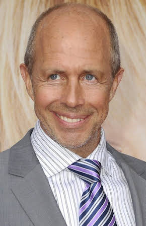 Peter Chelsom as 