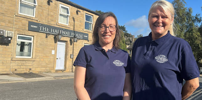 6:20 PM: Four in a Bed | More 4 | 2/8 2026