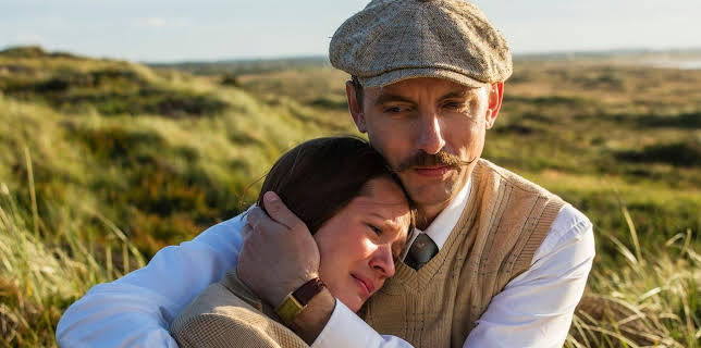 Seaside Hotel (S02/E03)