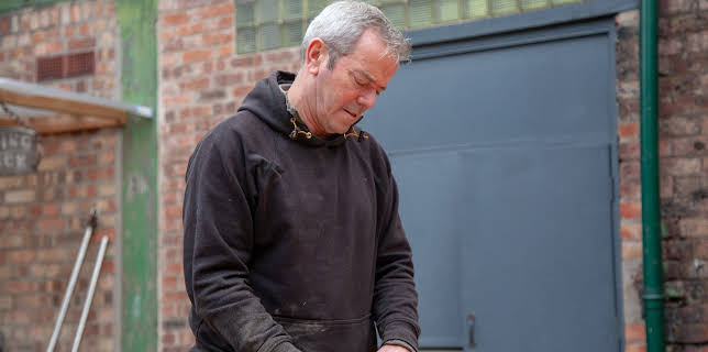 10:55 AM: Find It, Fix It, Flog It | More 4 | 12/30 2025