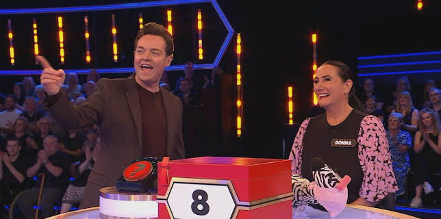 5:05 AM: Deal or No Deal (S2 E2) (S2) | ITV4 | 11/26 2025