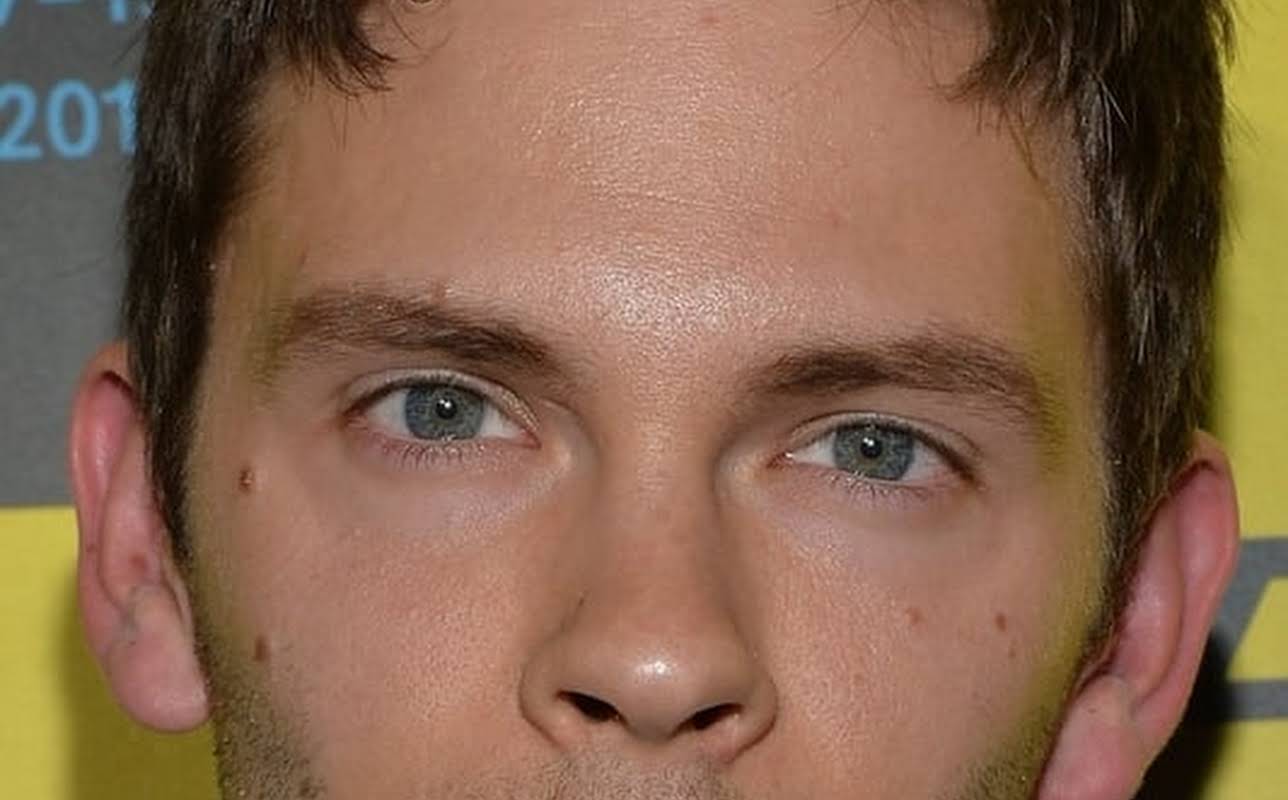 Devon Graye