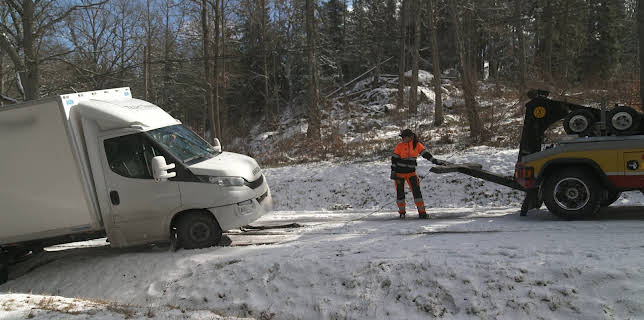 12:55: Vägens hjältar (S14 E3) (S14) | Kanal 5 | 1/13 2026