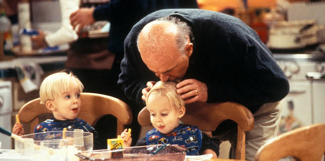 7:50 AM: Everybody Loves Raymond | Channel 4 | 11/11 2025