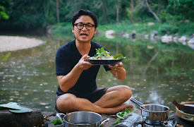 Luke Nguyen's Railway Vietnam: Savoury Vietnamese Pancakes in Huė