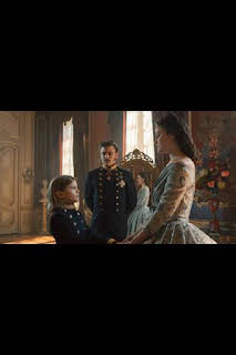 04:30: Sisi: Emperatriz de Austria (T3): Episodio 1 | COSMO | 6/27 2026